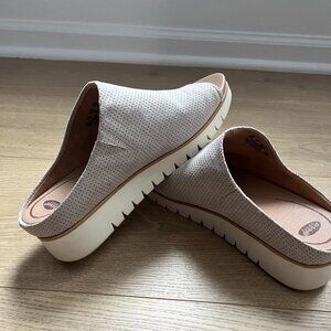 Comfortable Stylish Mesh Suede Look Slip On Wedge Sandal